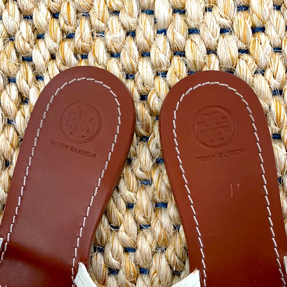 White Tory Burch sandals - size 9 - Picture 4 of 4